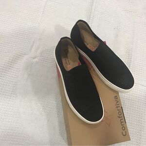 Comfortiva Women's Black Slip-On Sneakers